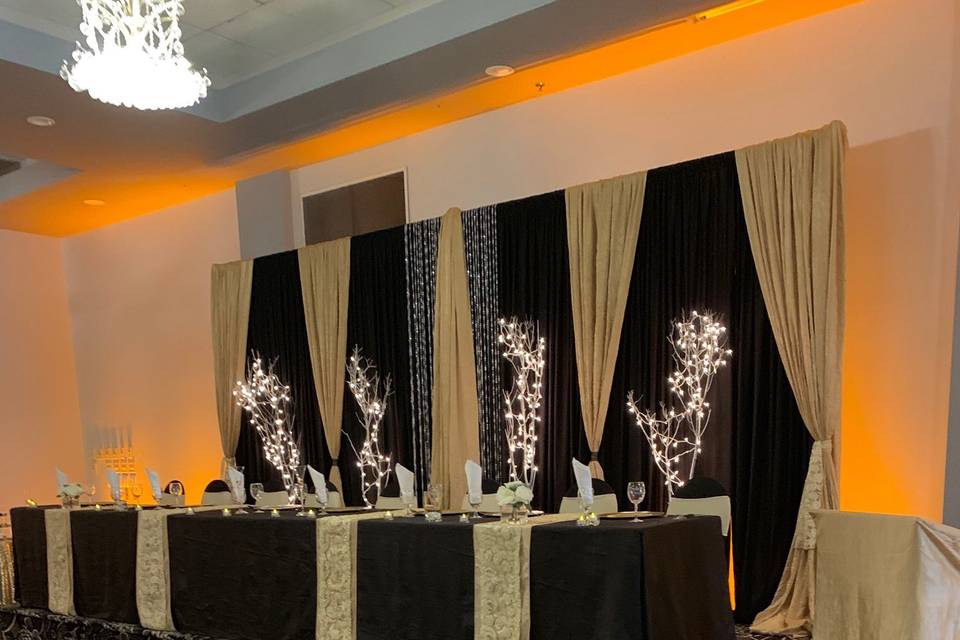 Head table