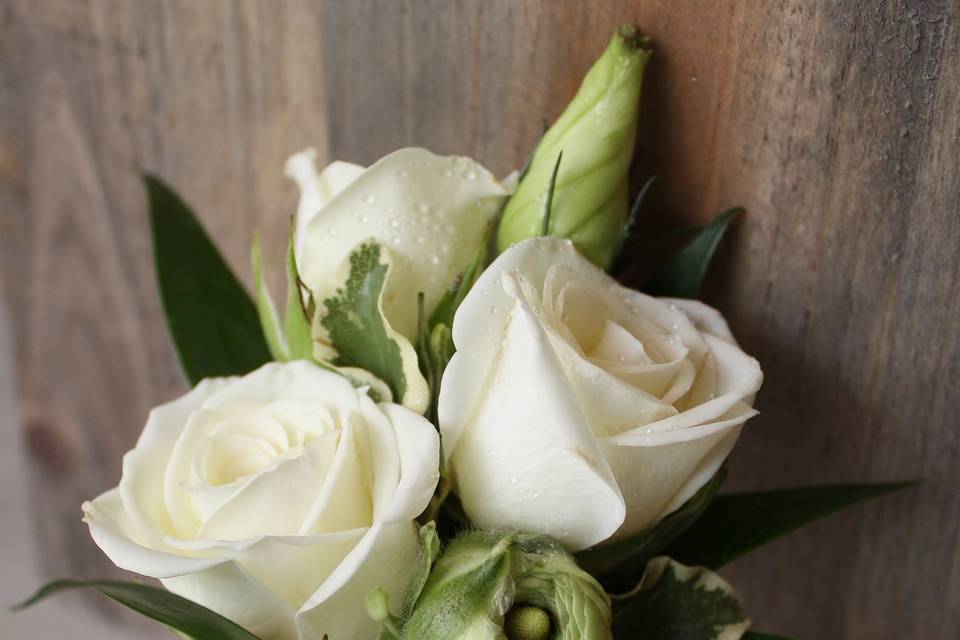 Casual Bouquet and Corsages