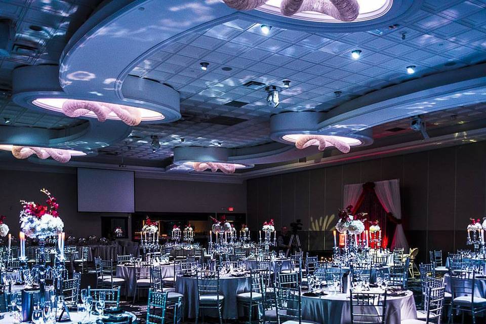 Ontario wedding decor