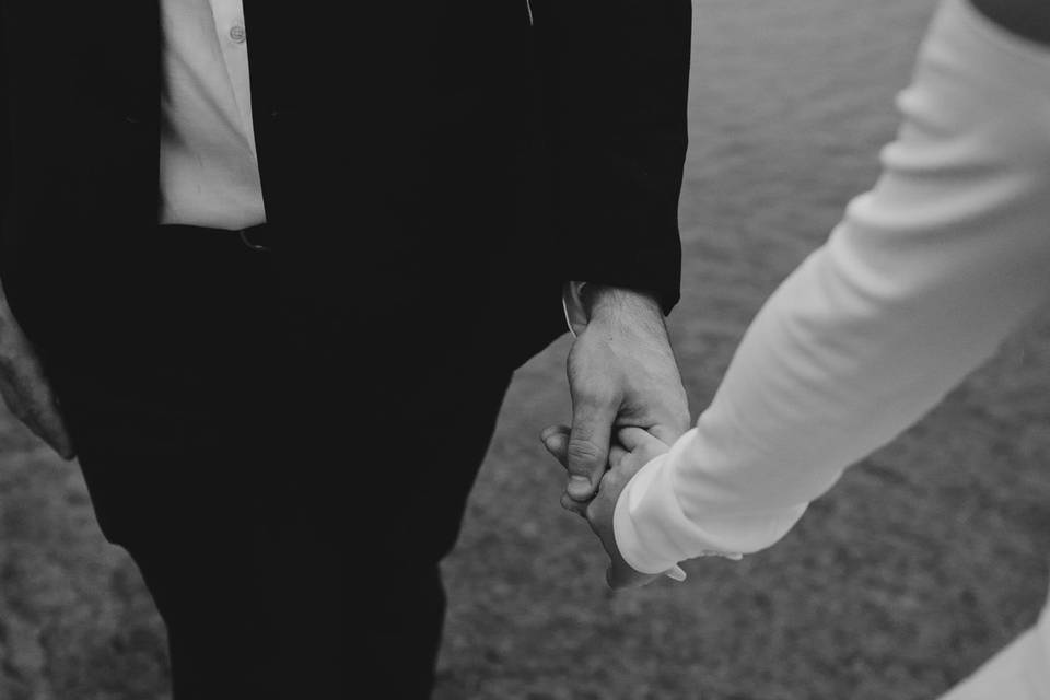 Hold my hand