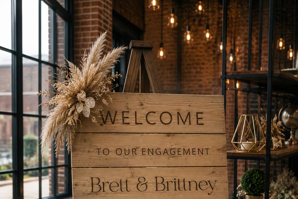 Wooden Welcome Sign