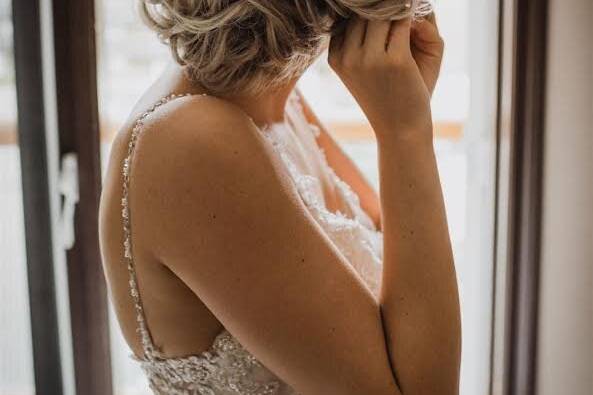 Banff bride up do