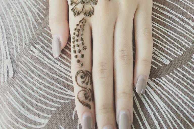 Bridesmaid Henna Design