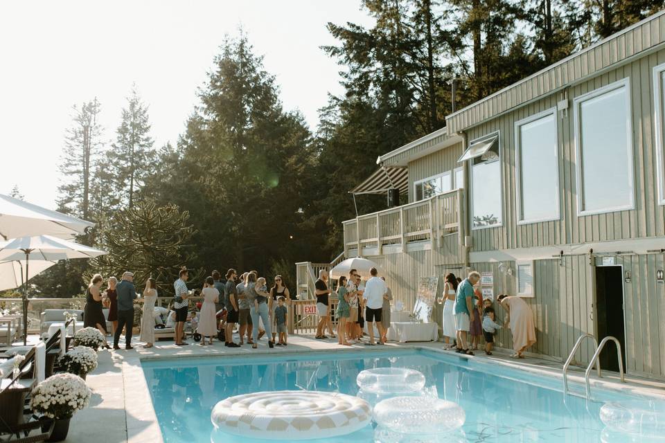 Cocktail by the Pool