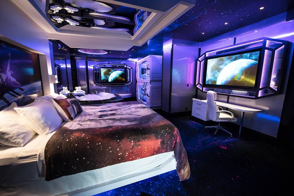 Luxury Space Room