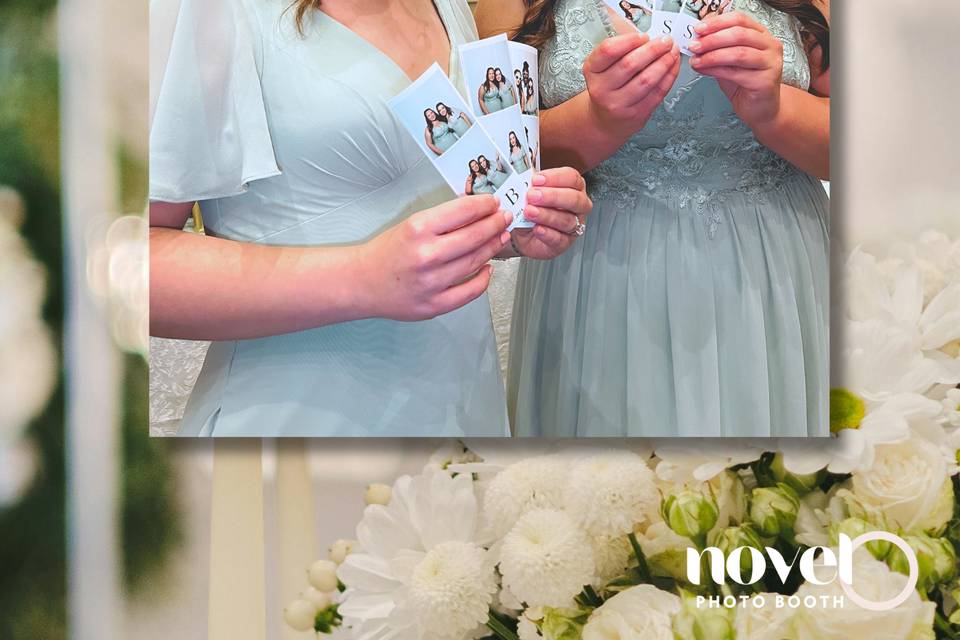 Novel photo booth - 2x6 Photos
