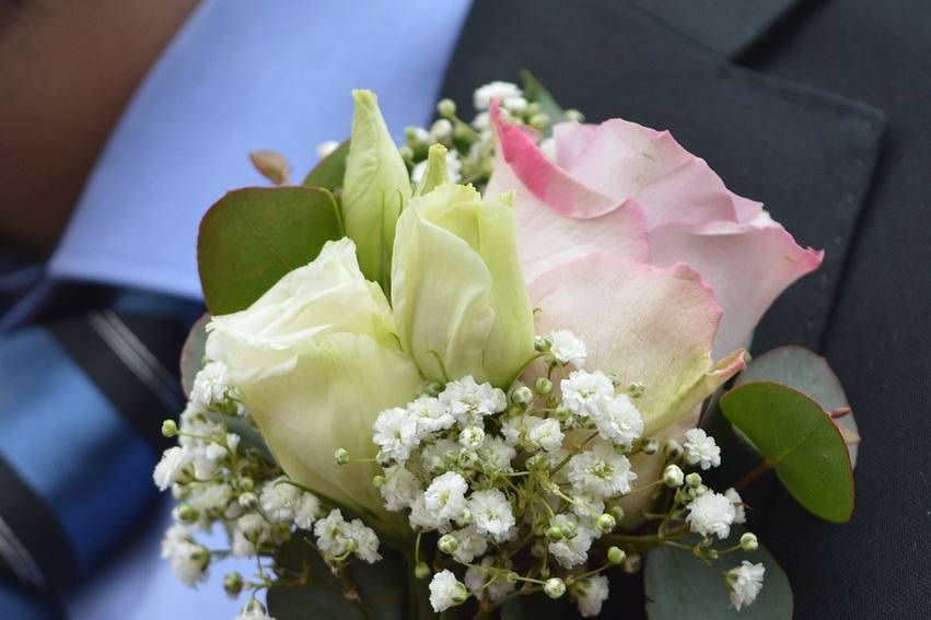 Groom Boutonnieres