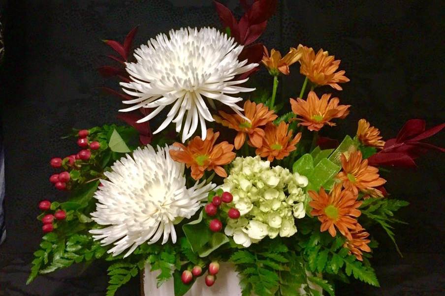 Flowers on Main arrangements