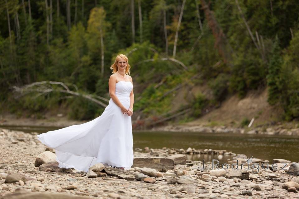 Entwistle, Alberta bride