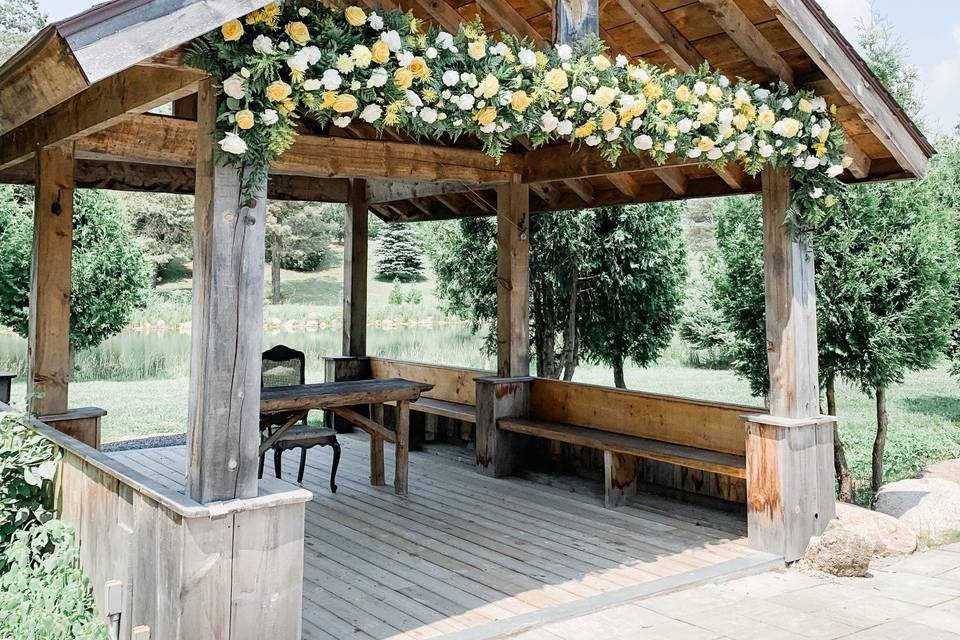 Carver's cottage wedding