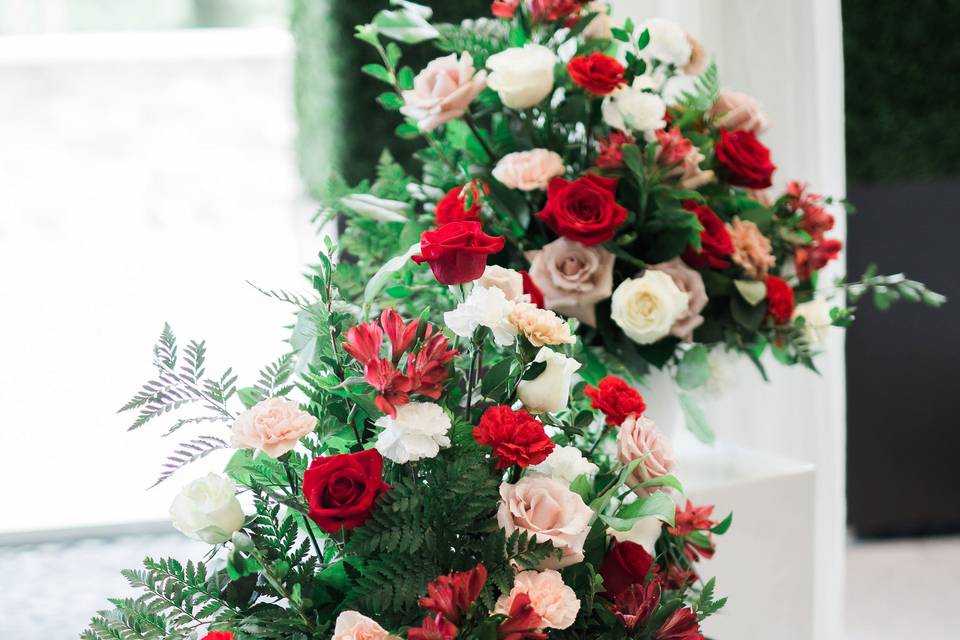 Red Bridal Bouquets