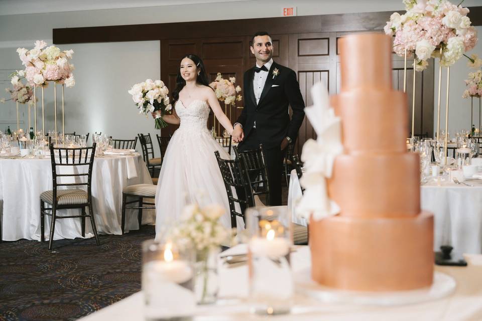 A Dreamy Head Table Set-Up