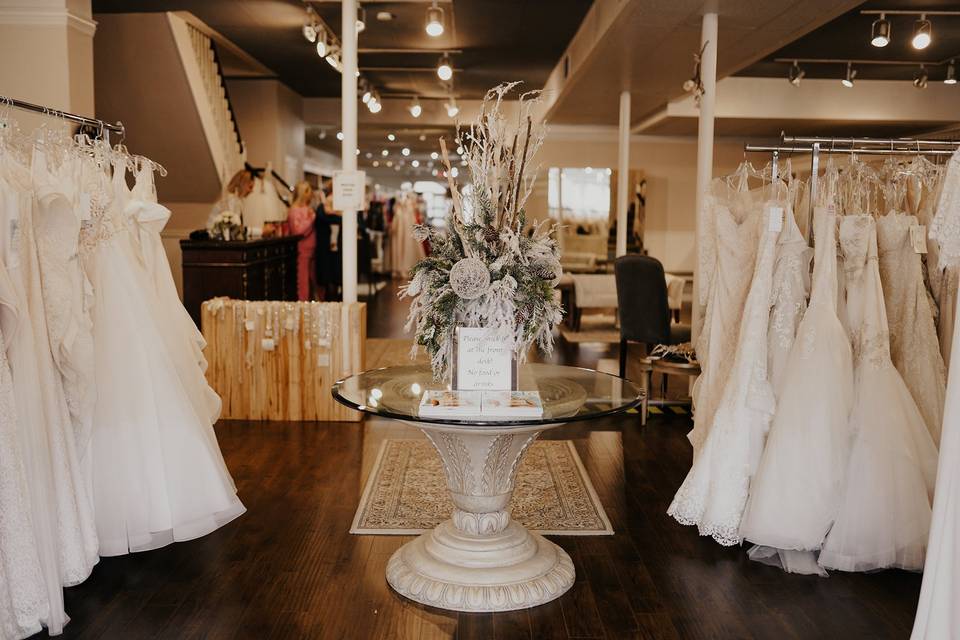 Heirlooms Bridal Shoppe