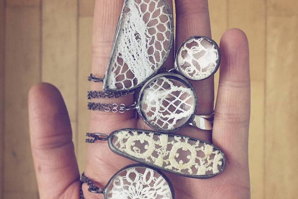 Assorted Pendant using Lace