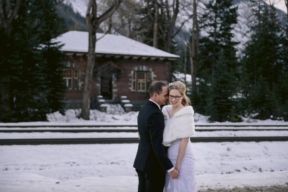 Emerald lake lodge elopement