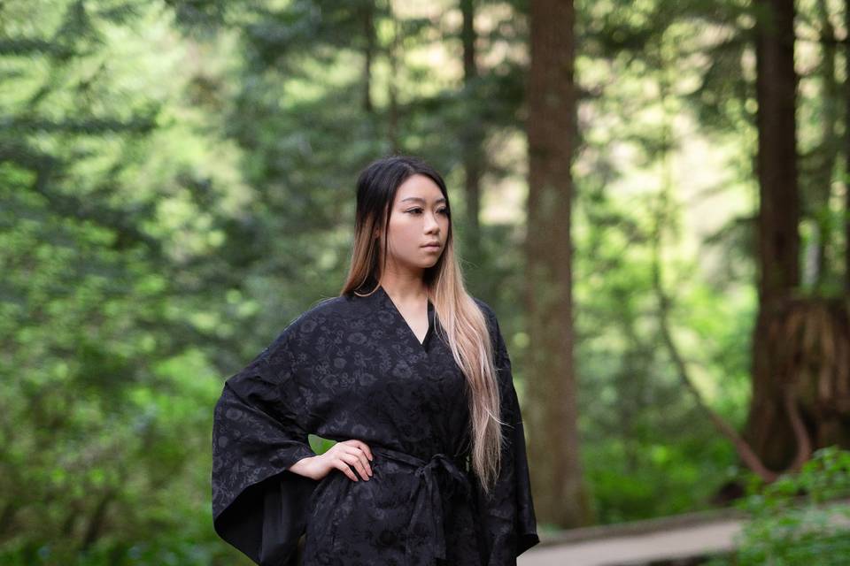 Black bridal kimono jacket rob