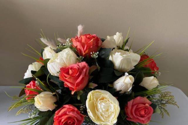 Coral Rose Centrepiece