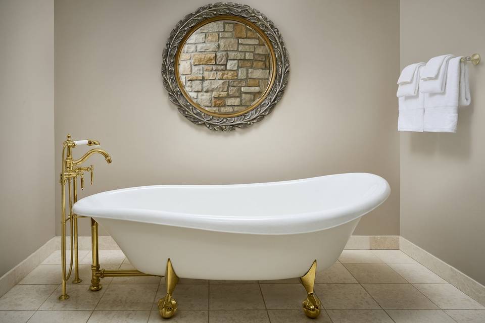 King Signature Great Room Bath