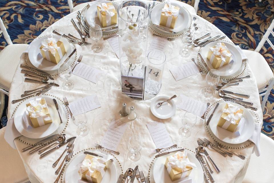 Guest table