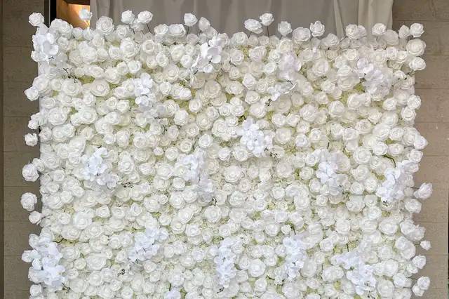 White FlowerWall