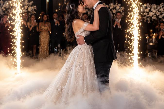 Sparkle & Ice Fog Dance