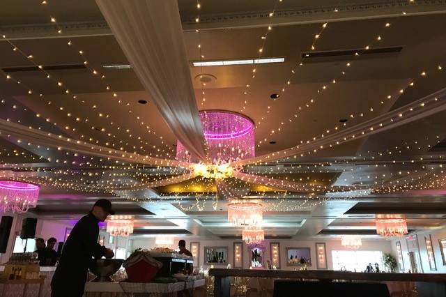 Eleganza Lighting and Decor