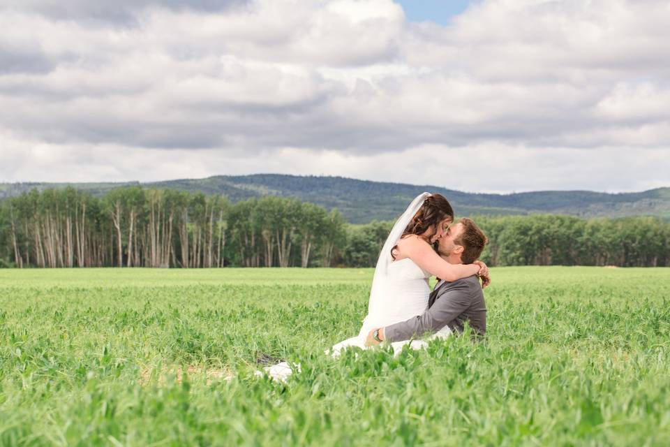 Farm Bride & groom photography