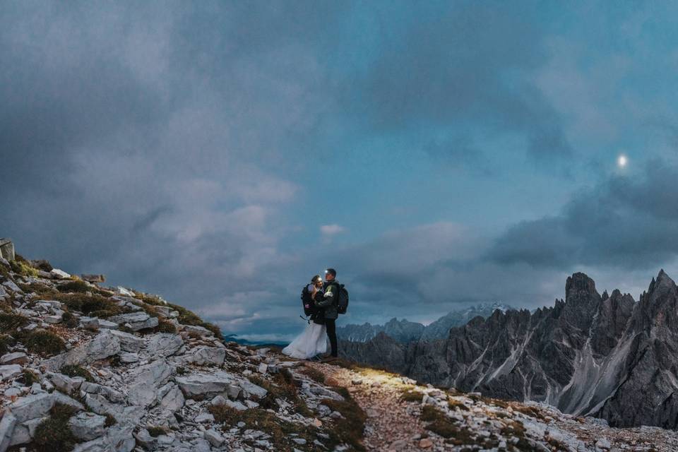 Night during adven. Elopement