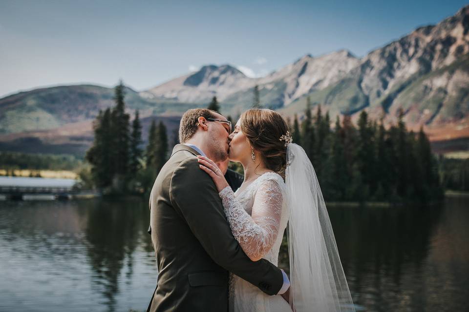 Lake louise wedding