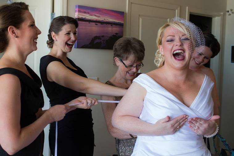 Edmonton-Wedding-Photographers---Bride-Getting-Ready.jpg
