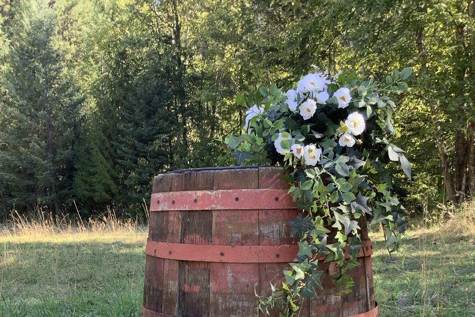 Signing barrel