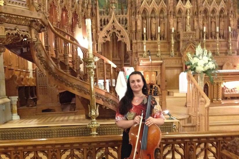 Nadya Rachok - Cellist