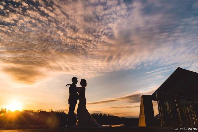 Cambridge Mill Wedding Couple
