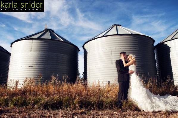 Farm Kiss Wedding.jpg