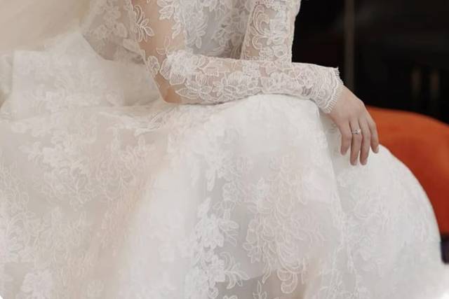 Romantic bridal glam