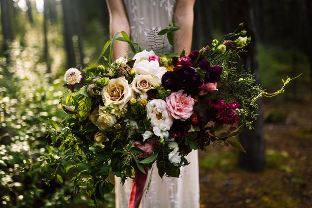 Calgary Florist  Small Flower {floral studio}