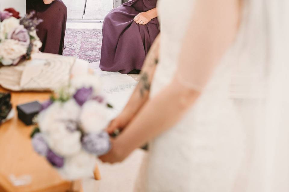 Bridesmaids encouragement - Jenkins Photography