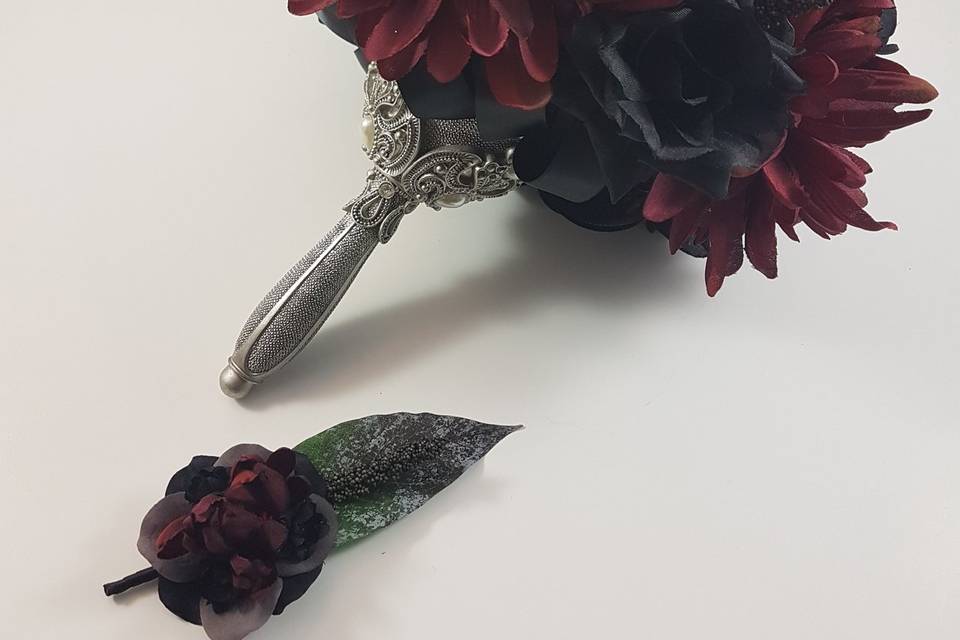 Dark Theme Bouquet/Boutonniere