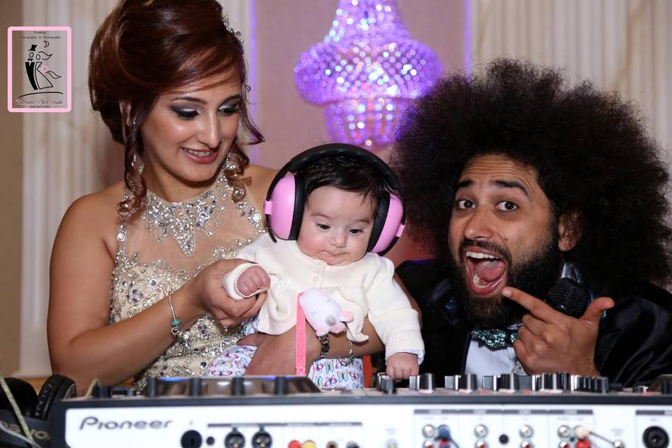 DJ lil cutie with DJ Aras :)