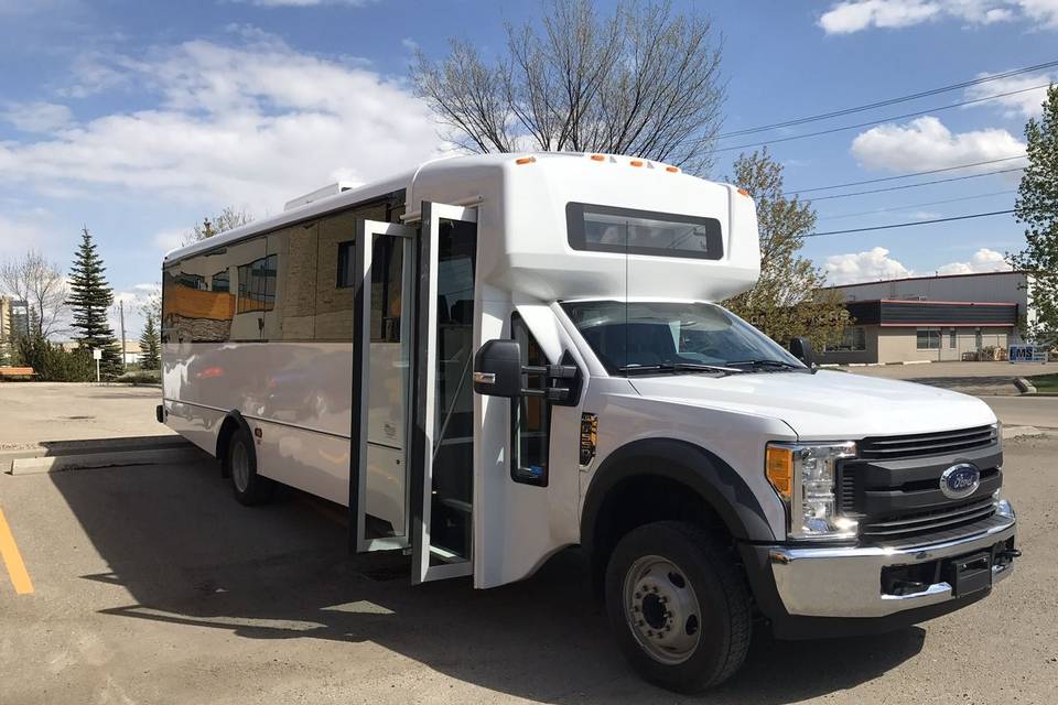 28-36 passenger bus - exterior