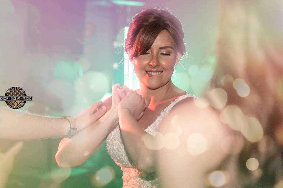 Bride dance