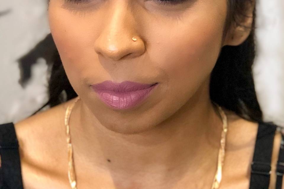 Janu's makeup