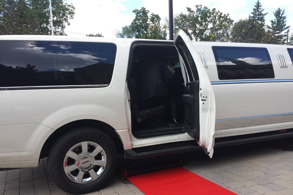 Toronto Wedding Limo