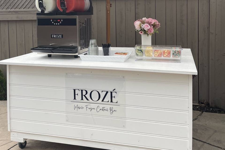 FROZÉ Mobile Frozen Cocktail Bar