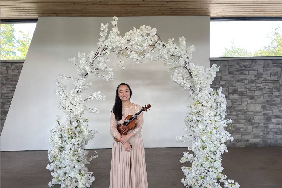 Gloria Yip - Violinist