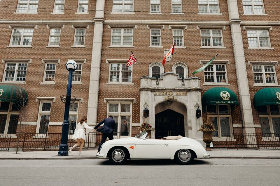 Font of the Windsor Arms Hotel