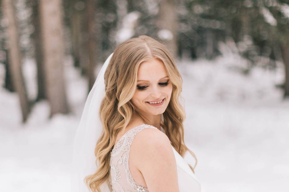 Lovely Updo Stays in Place!