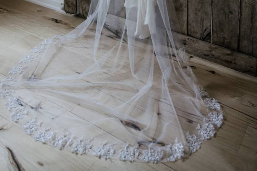 Custom Veil