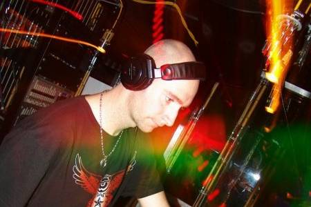 Whistler DJs Trax DJ services