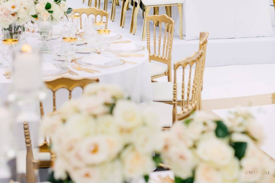 Glamorous Headtable